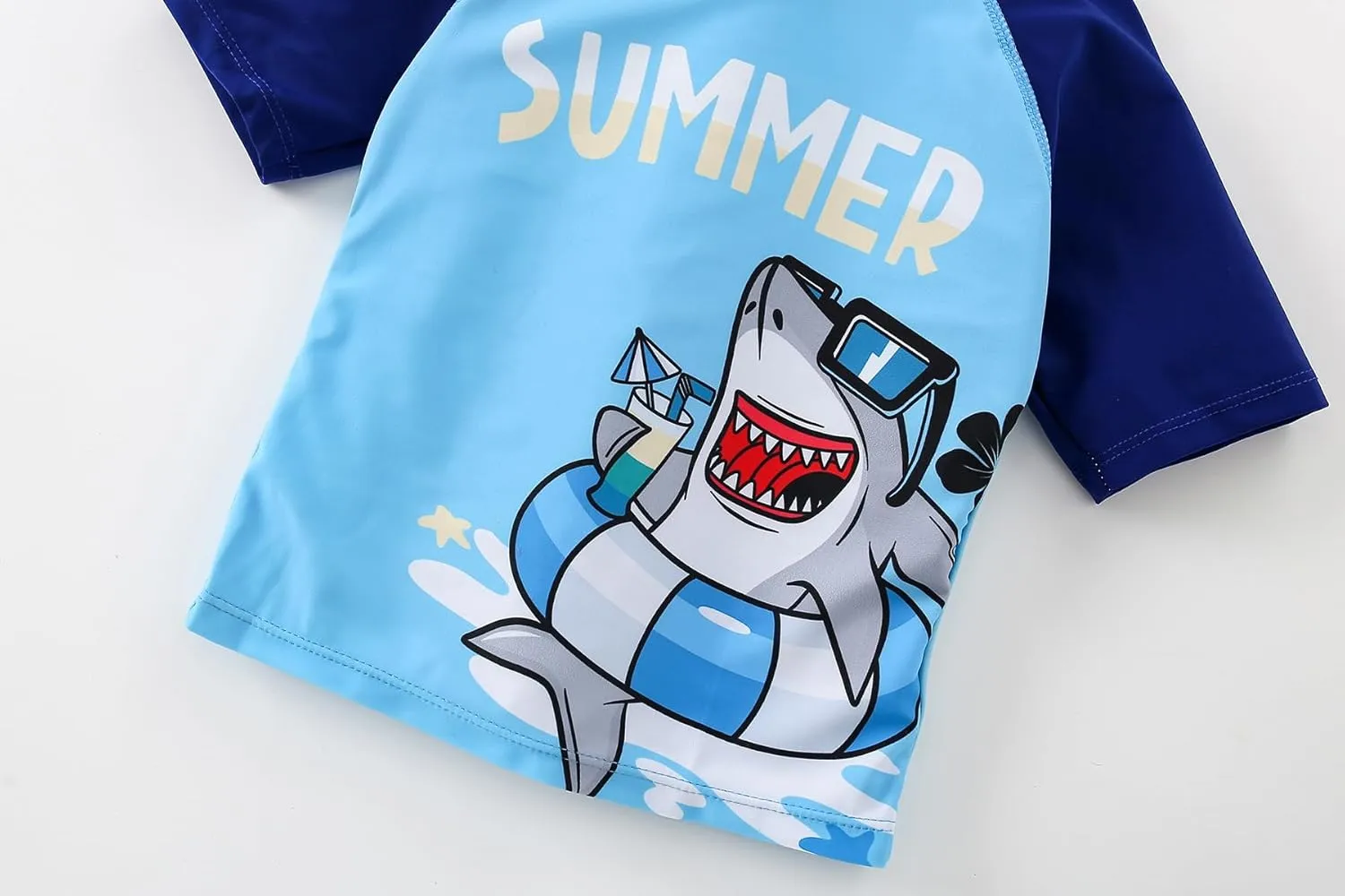 AIWUHE Toddler Boys Swimsuit Set Two Piece Shark Bathing Suit Boys' Swimwear Trunk and Rashguard Set 2-7Y