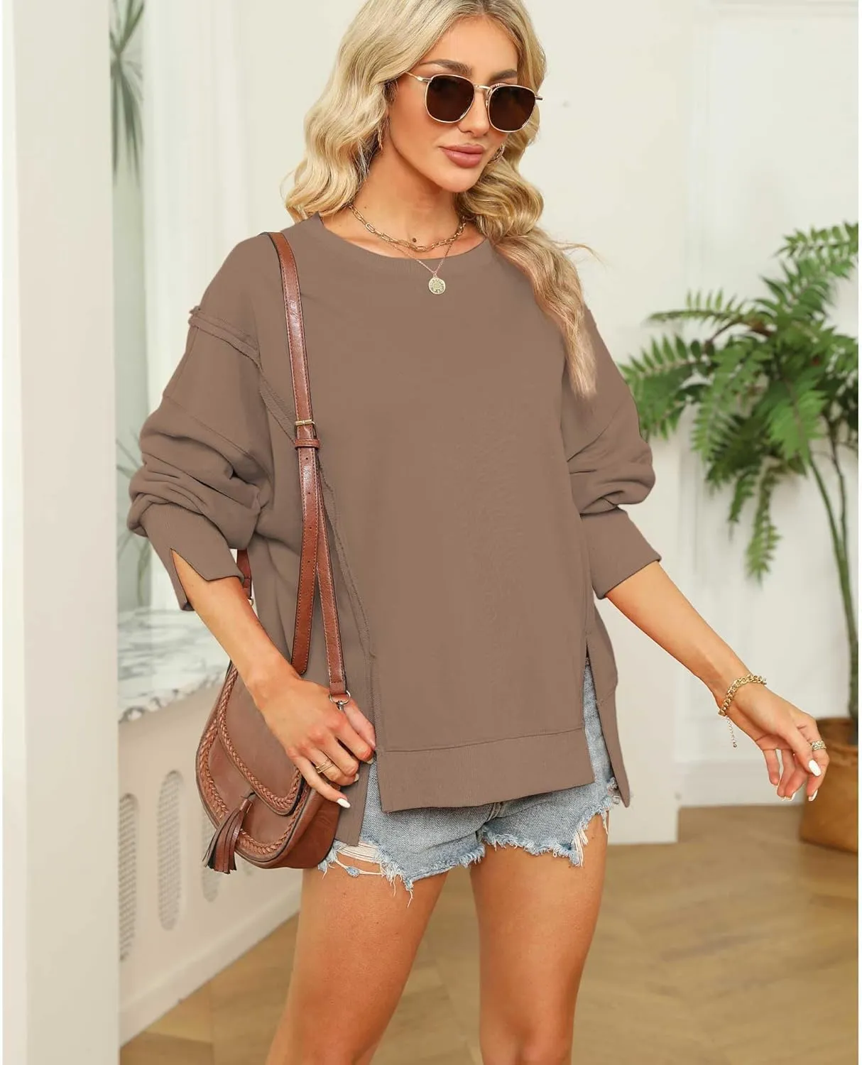 Hixiaohe Women's Oversized Crewneck Sweatshirts Casual Long Sleeve Side Split Pullover Tops Fall Slouchy Hoodie