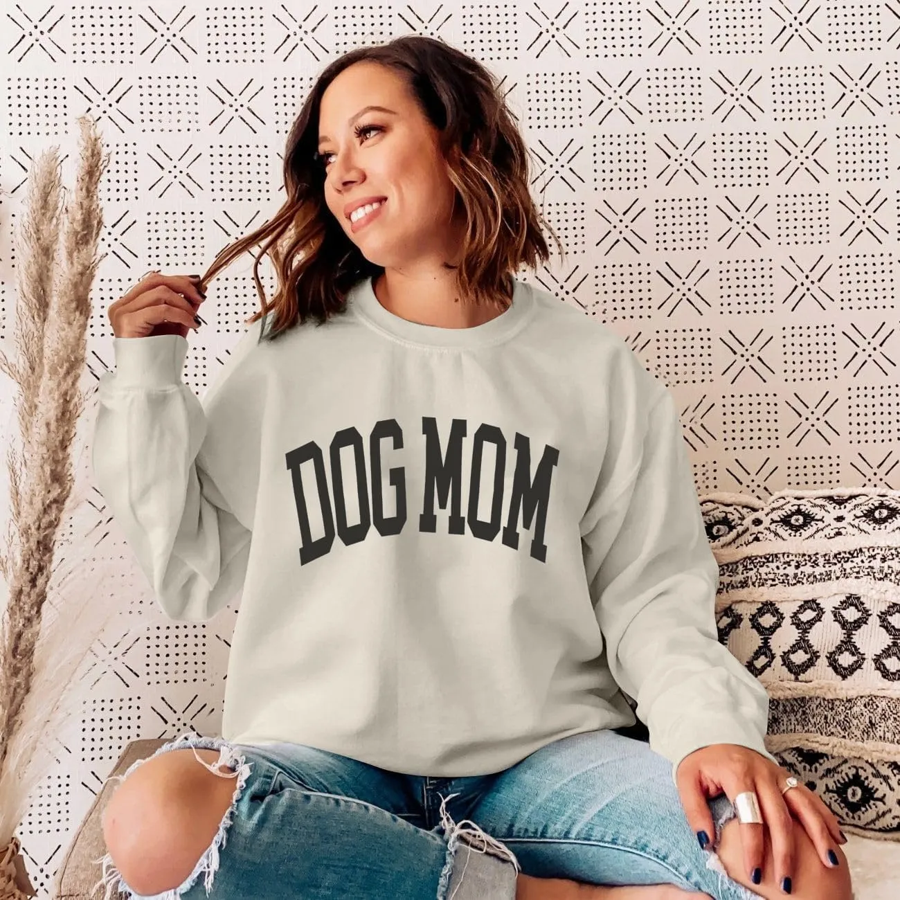 KNEYATTA Dog Mom Sweatshirt Women Dog Lover Sweatshirt Funny Graphic Sweatshirts Dog Mam Pullover Tops