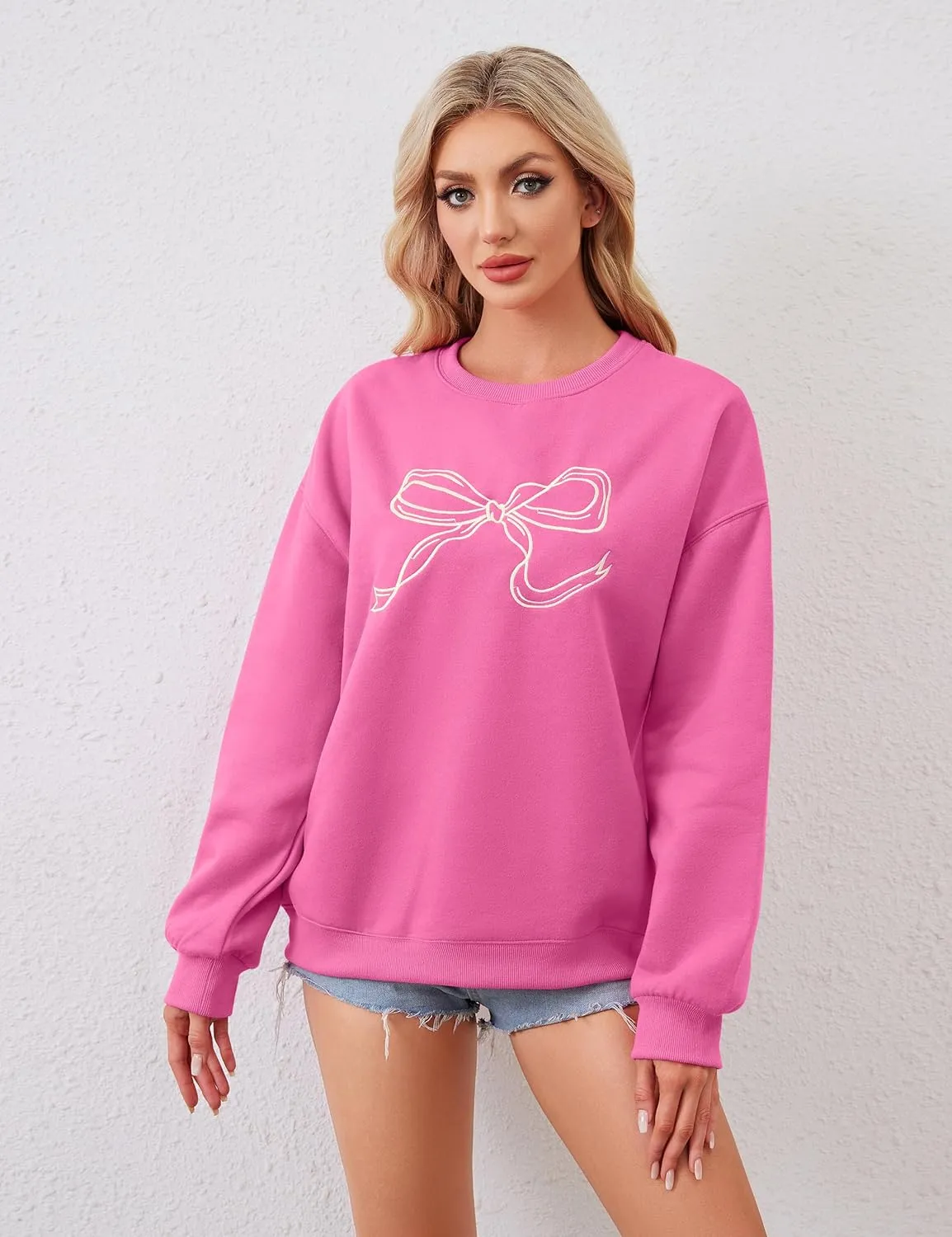 MISSACTIVER Women Bow Graphic Sweatshirts Oversized Pullover Sweatshirts Crewneck Pullover Tops 2024 Fall Fashion Clothes