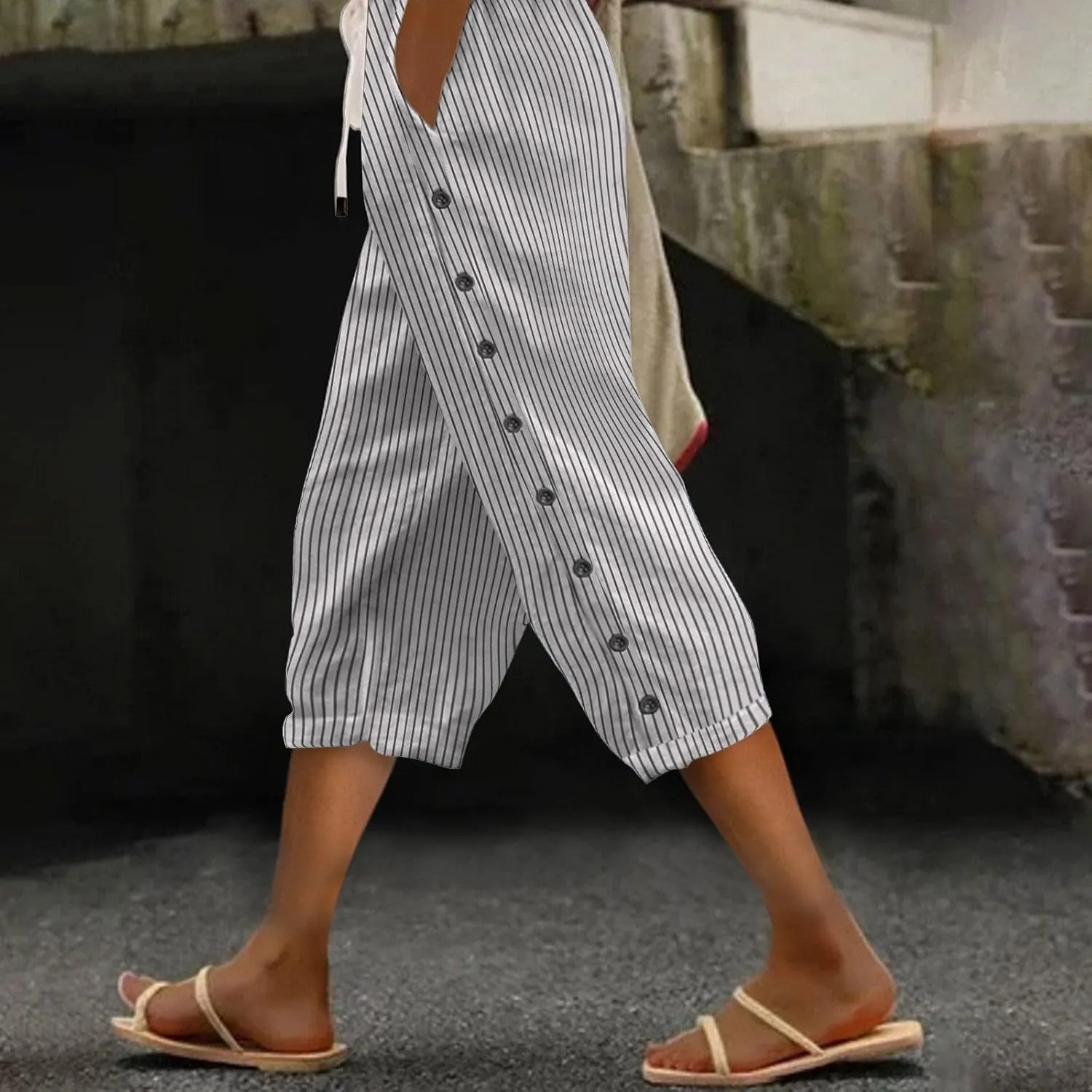 Womens Capris Pants High Waist Drawstring Comfy Casual Pants Casua Lightweight Loose Buttons Trousers with Pockets